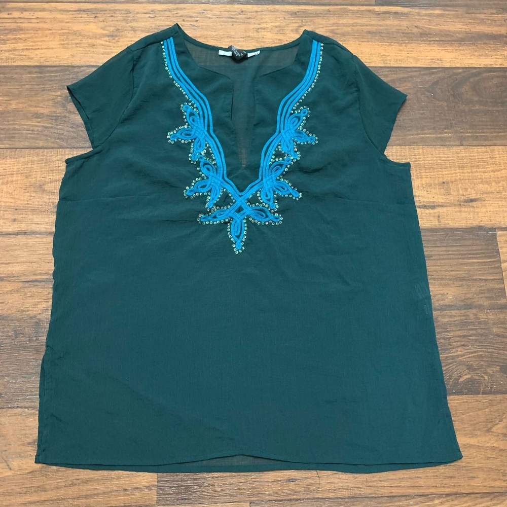 Women’s Green Top Size 14 ( M ) Cote Femme Decorated - Short Sleeve